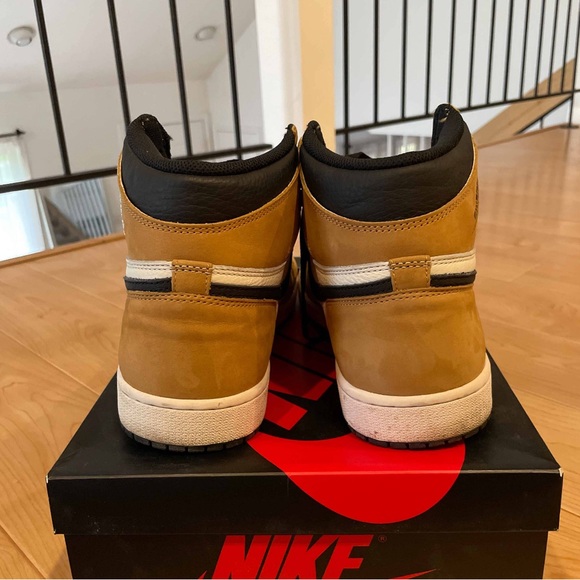 Air Jordan 1 Retro High OG ‘Rookie Of The Year’ 555088-700 Size 12.5 - Picture 4 of 8